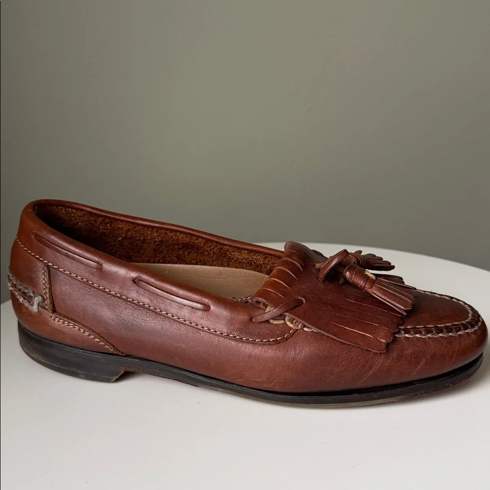 Johnston & Murphy Brown Leather Tassle Kiltie Slip on Loafer Loafers 20-6110, 9B